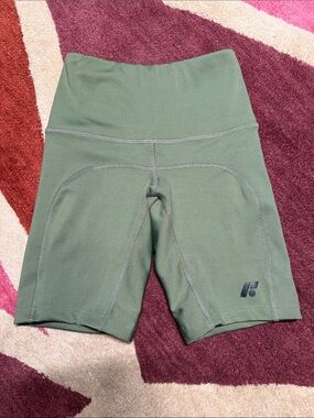 Forme Boost Short Size XS